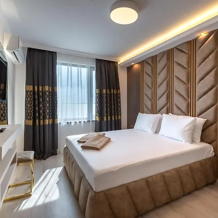 Santa Maria Luxury Suits 4* Равда