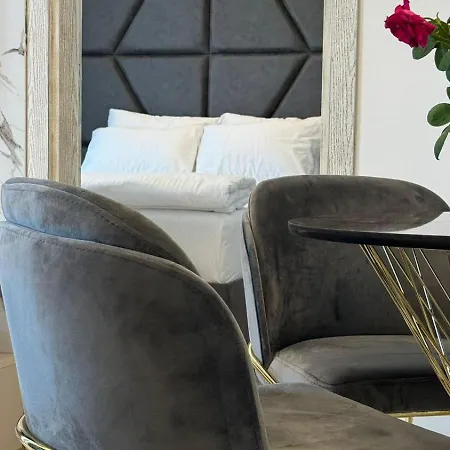 Santa Maria Luxury Suits Апарт-отель