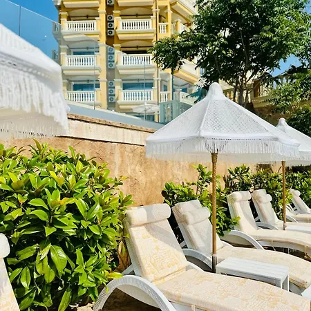 Апарт-готель Santa Maria Luxury Suits