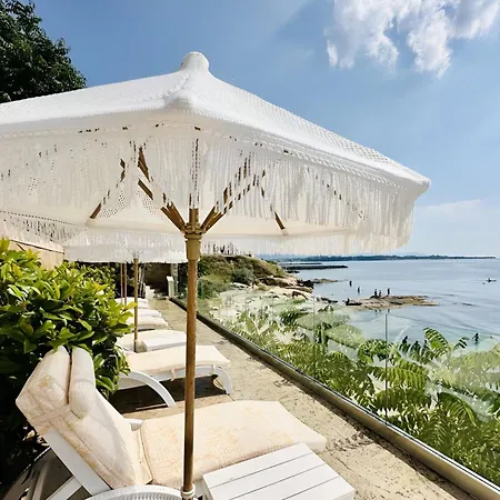 Santa Maria Luxury Suits Апарт-готель 4*