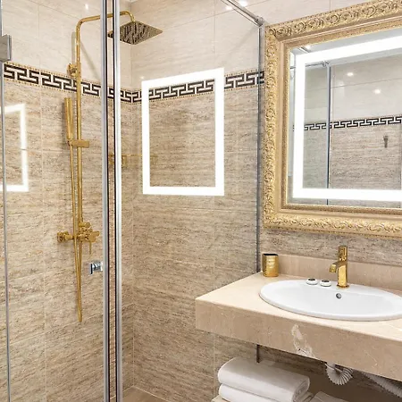 Appart hôtel Santa Maria Luxury Suits 4*