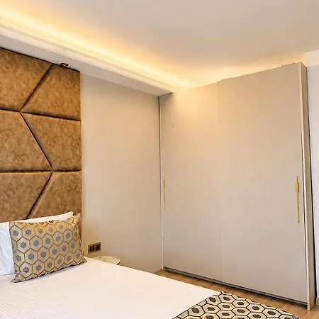 Santa Maria Luxury Suits 4* Равда