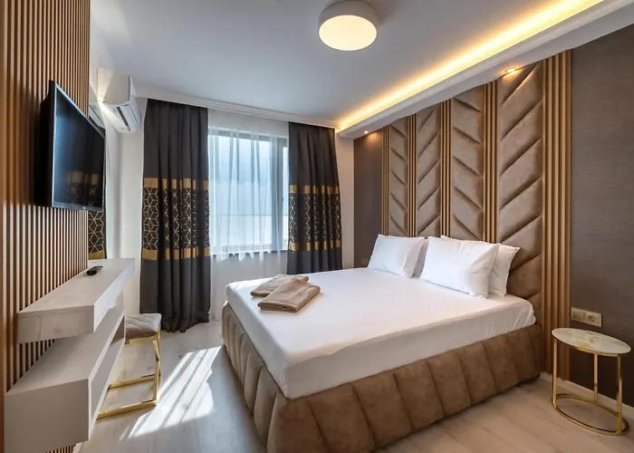 Santa Maria Luxury Suits 4* Ravda