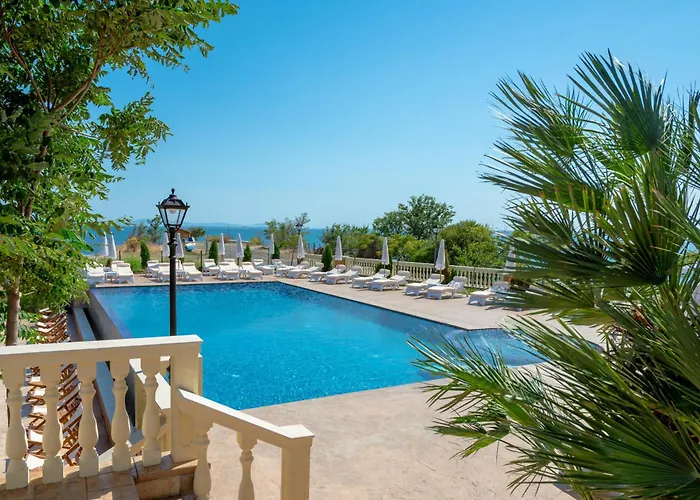 Santa Maria Luxury Suits Ravda