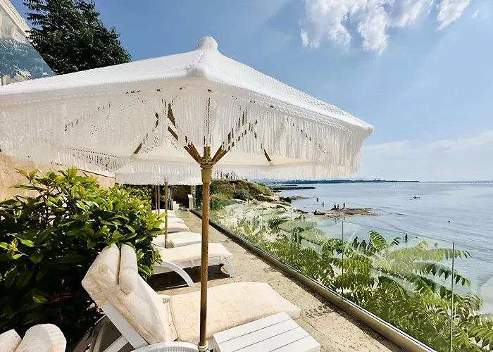 Santa Maria Luxury Suits Apart Otel 4*