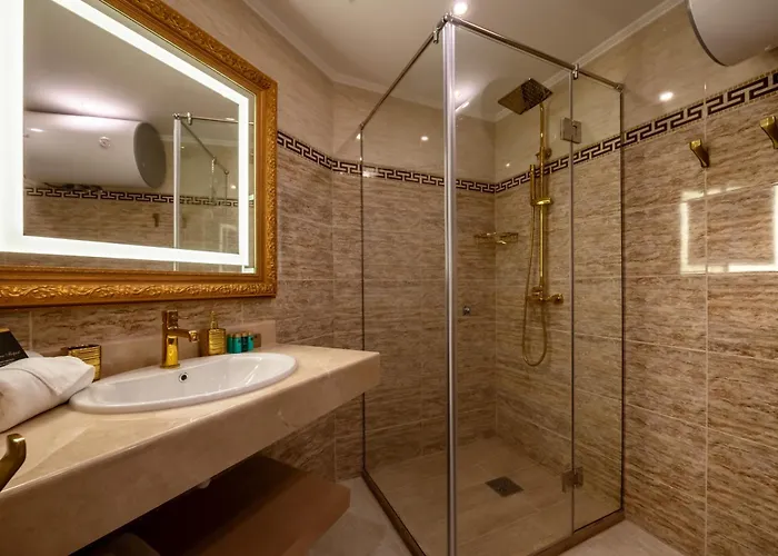 Santa Maria Luxury Suits Apart Otel